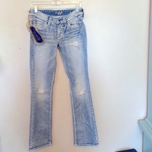 Silver Jeans Lola 17” Size W26/31. New Still with Tags On